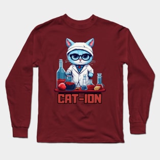 Chemist cat, cation, chemistry, laboratory, kitty in lab, gift present ideas Long Sleeve T-Shirt